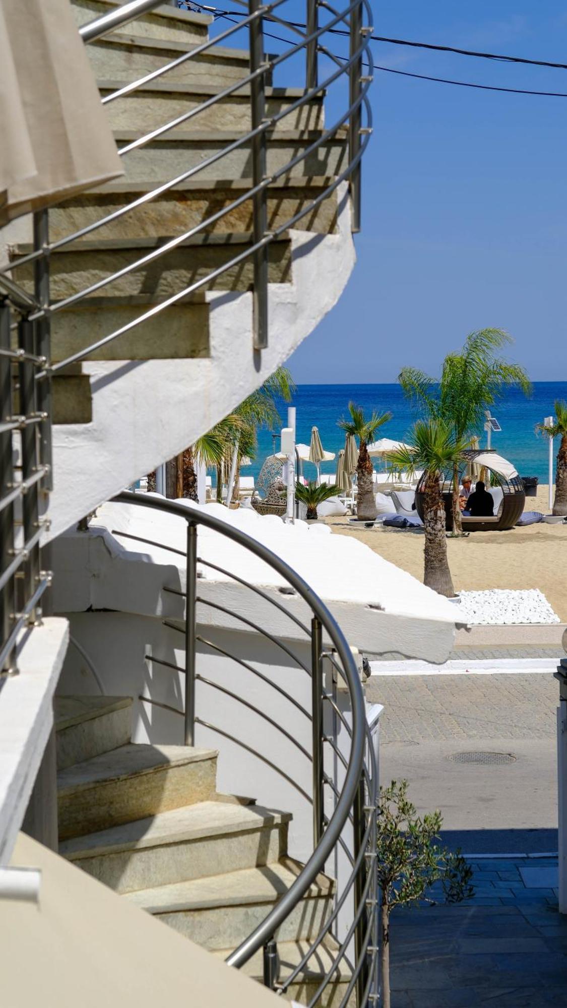 Cocoon Hotel-Beach Bar Sarti Exterior foto